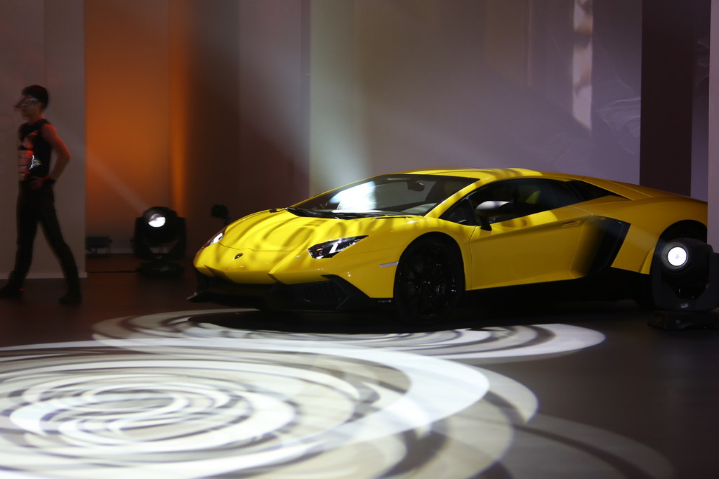  Shanghai 2013: Volkswagen liebt die Show