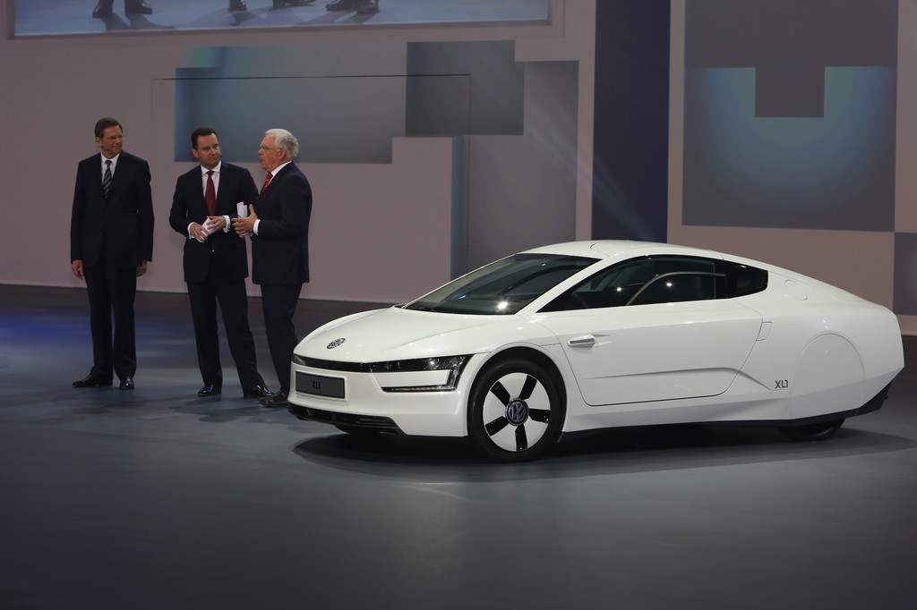  Shanghai 2013: Volkswagen liebt die Show