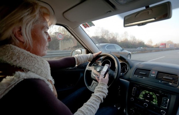 Ablenkung beim Autofahren - Nur geträumt
