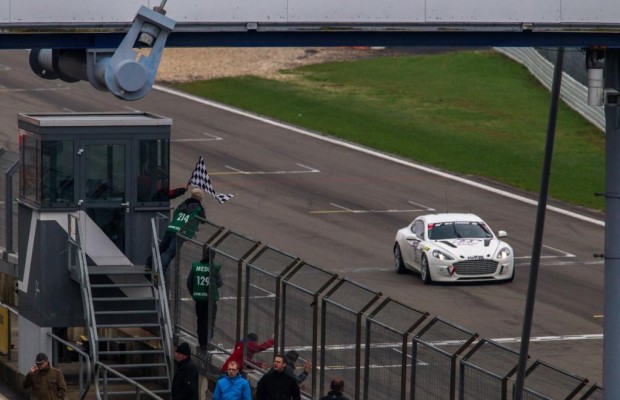 Aston Martin fährt Nürburgring-Rennrunden CO2-frei