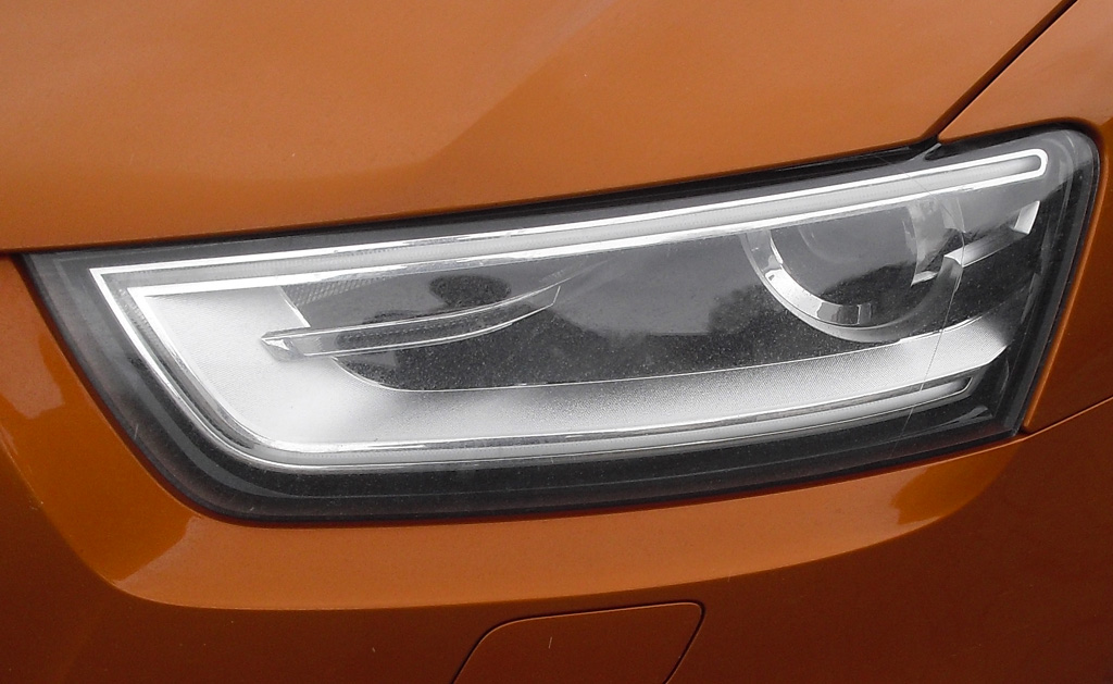 Audi Q3: Moderne Leuchteinheit vorn.