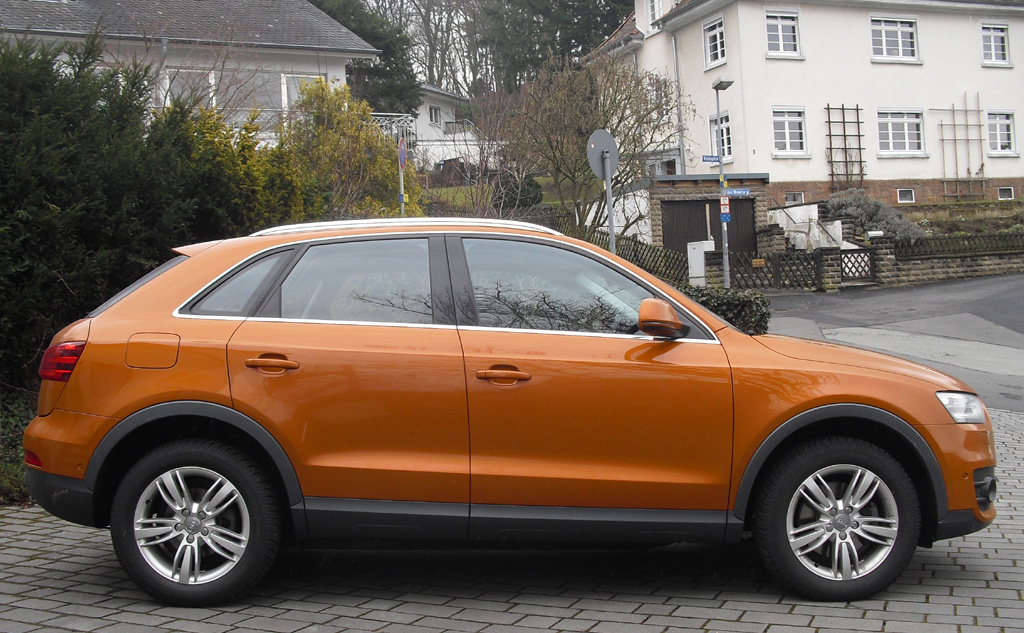 Audi Q3: Und so sieht das kompakte Premium-SUV-Modell von der Seite aus.