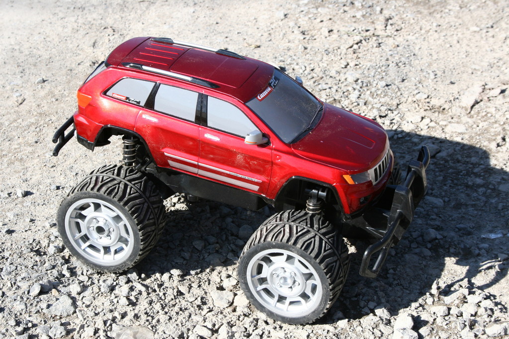 Ausprobiert: Jeep Grand Cherokee für den RC-Einstieg