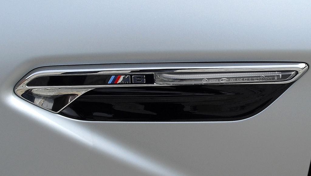 BMW M6 Gran Coupé: Typisch sind die seitlichen Kiemen. 