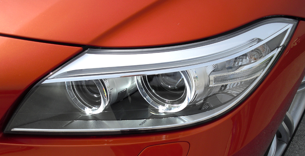 BMW Z4: Moderne Leuchteinheit vorn. 