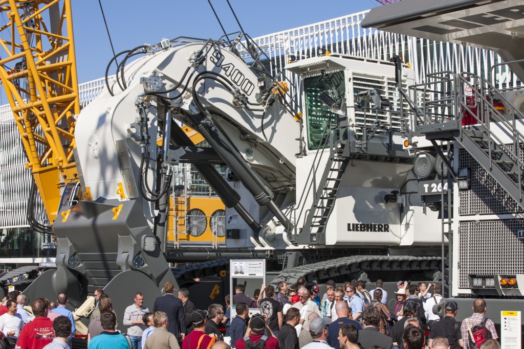 Bauma 2013 - Im Reich der Riesen