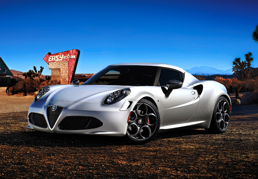 Bei Alfa Romeos neuem 4C handelt es sich um ein zweisitziges Sportcoupé. 