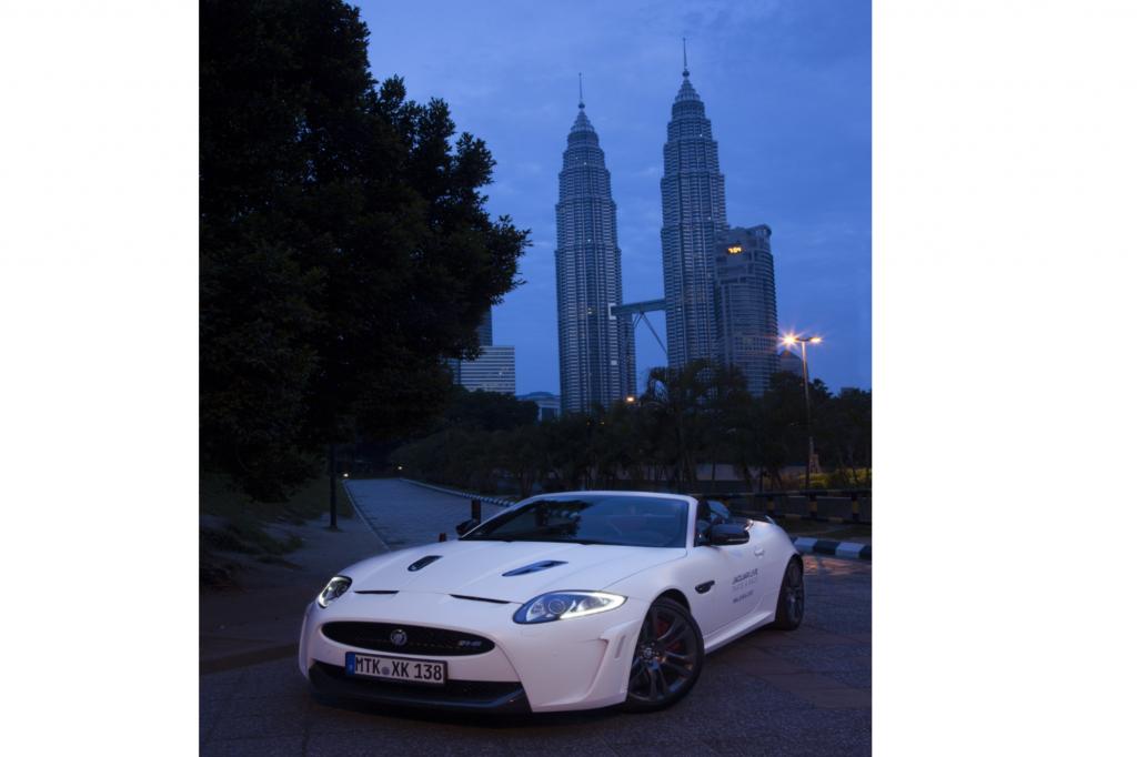 Dabei ist Malaysia eigentlich ein perfektes Terrain für potente Autos