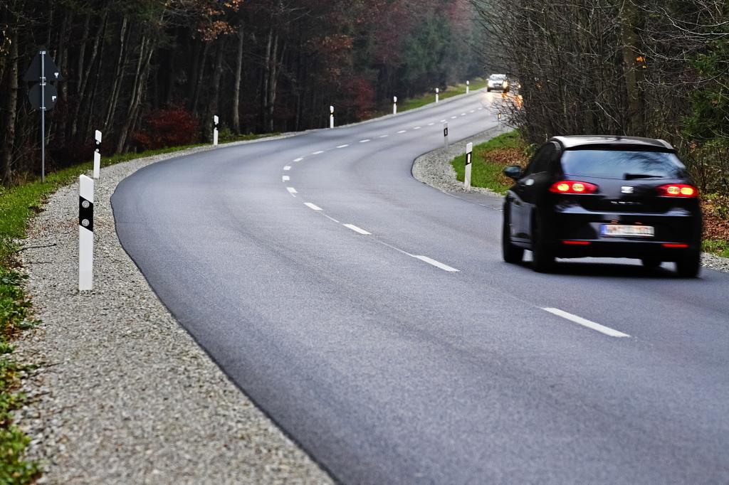 Dekra-Verkehrssicherheitsreport - Riskantes Überholen endet oft mit dem Tod