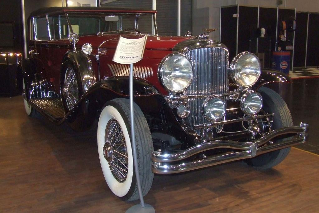 Die versammelte Haute Couture des Automobilbaus präsentiert in diesem Jahr mehr als 2.500 Sammler-Fahrzeuge