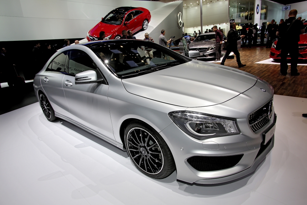Erfolgreiche Markteinführung von Mercedes-Benz CLA und E-Klasse