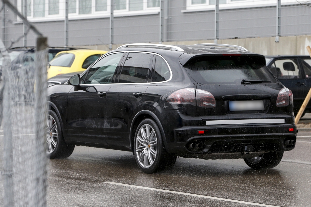 Erwischt: Erlkönig Porsche Cayenne Facelift – Wie der kleine Bruder
