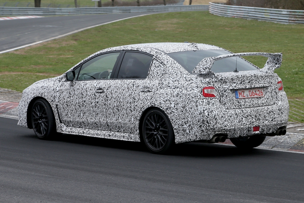 Erwischt: Erlkönig Subaru WRX