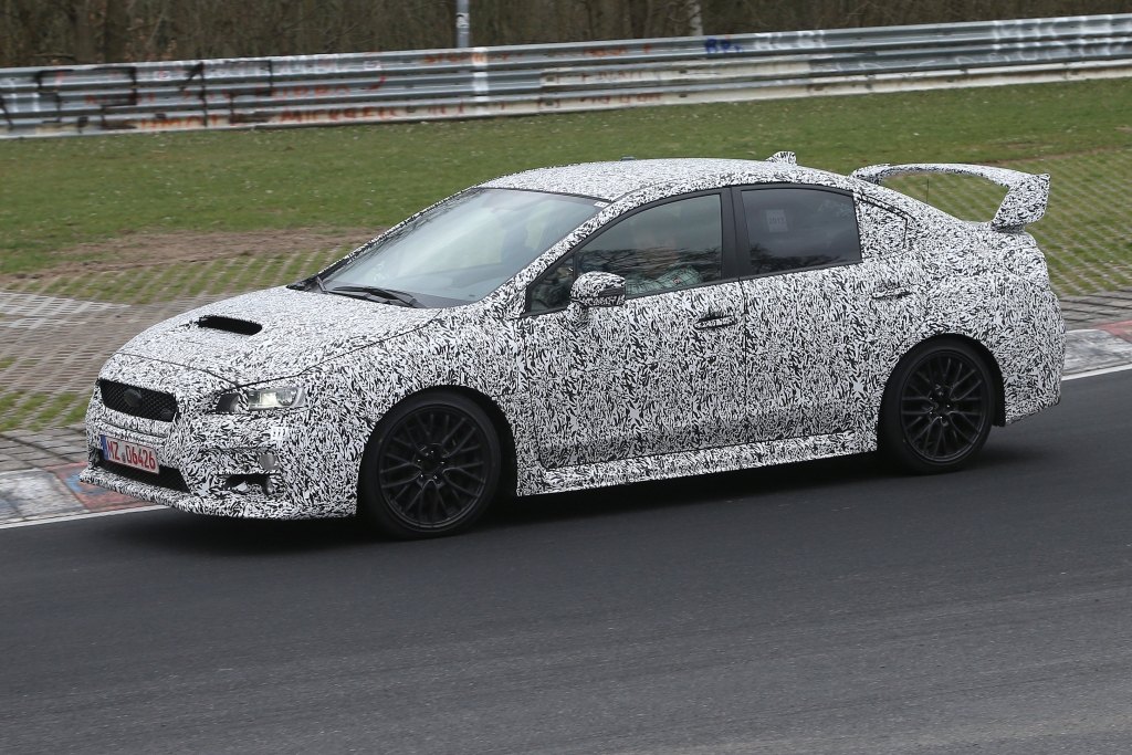 Erwischt: Erlkönig Subaru WRX