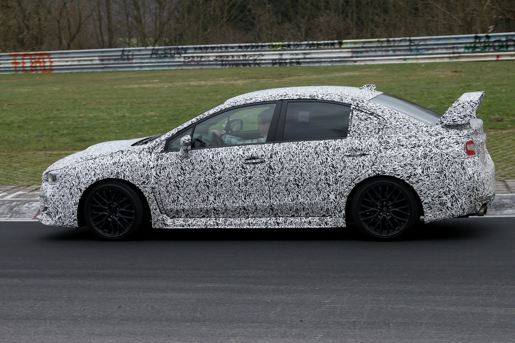 Erwischt: Erlkönig Subaru WRX