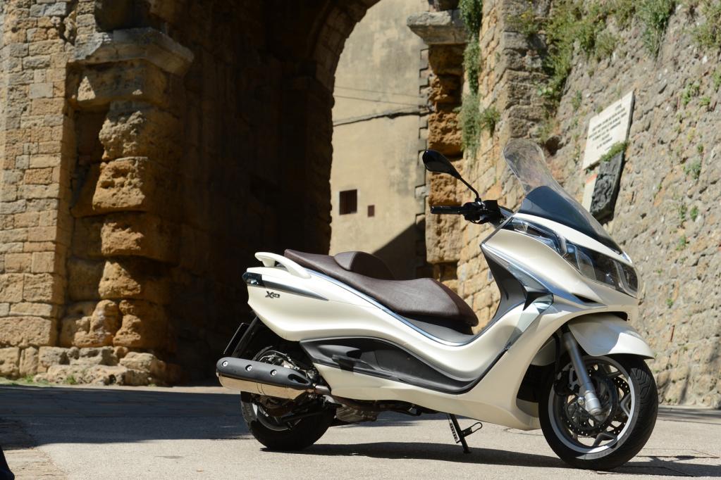Fahrbericht Piaggio X10 350 Executive - Die goldene Mitte