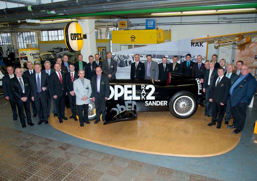 Goldener Opel-Service-Pokal für 28 Händler