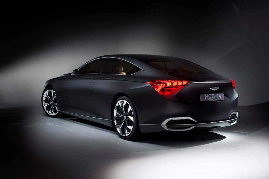 Große Klasse zeigt Hyundai zum Beispiel mit der etwas leidenschaftslos klingend bezeichneten Studie HCD-14