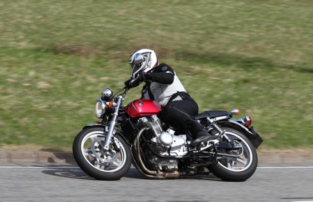 Honda CB 1100 - Retro-Bike für Fans mit Geduld