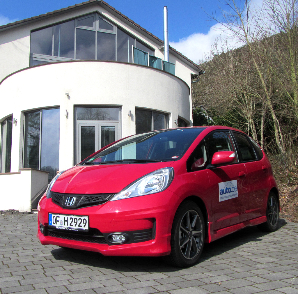 Honda Jazz, hier als stärkerer Benziner mit 73/100 kW/PS. 