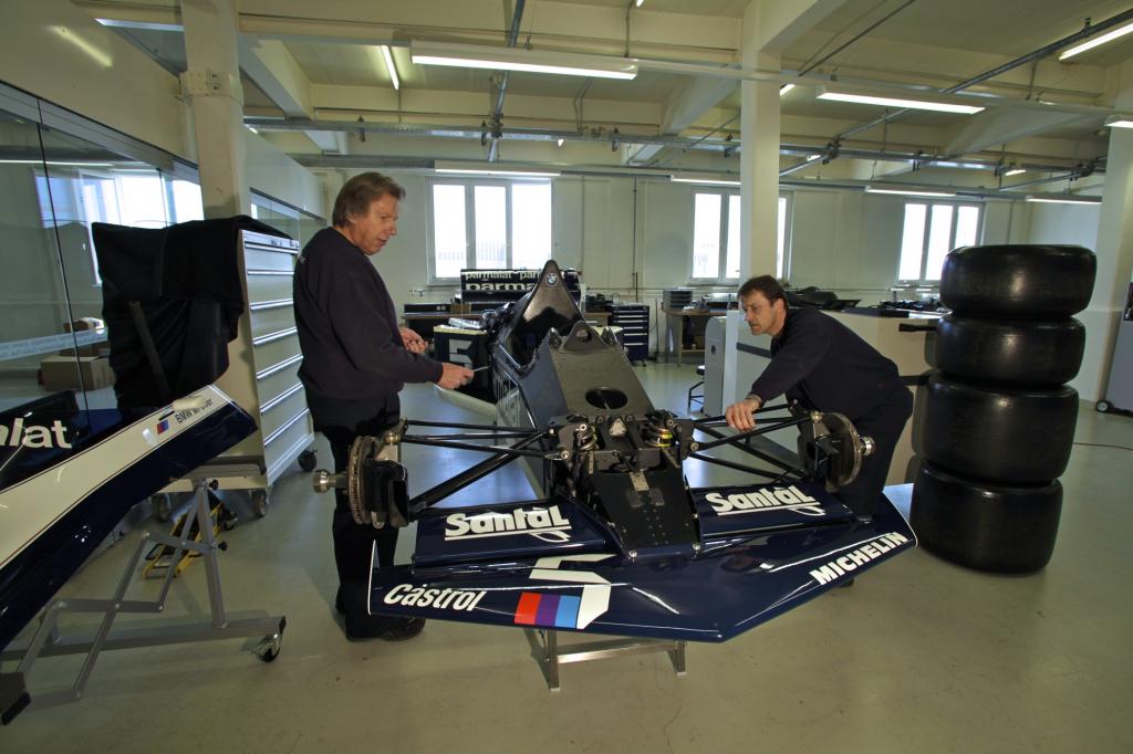 In Rekordzeit hat das Werkstatt-Team den legendären Renner komplett restauriert