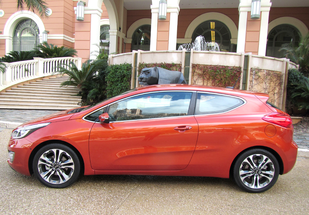 Kia Pro Cee'd: Und so sieht der schnittige Dreitürer von der Seite aus.
