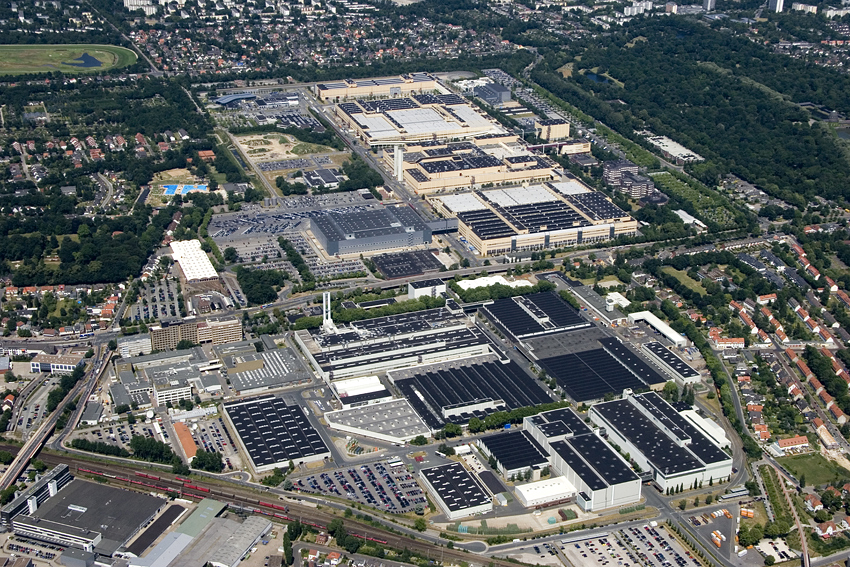 Mercedes-Benz Werk feiert einmillionsten Roadster aus Bremen