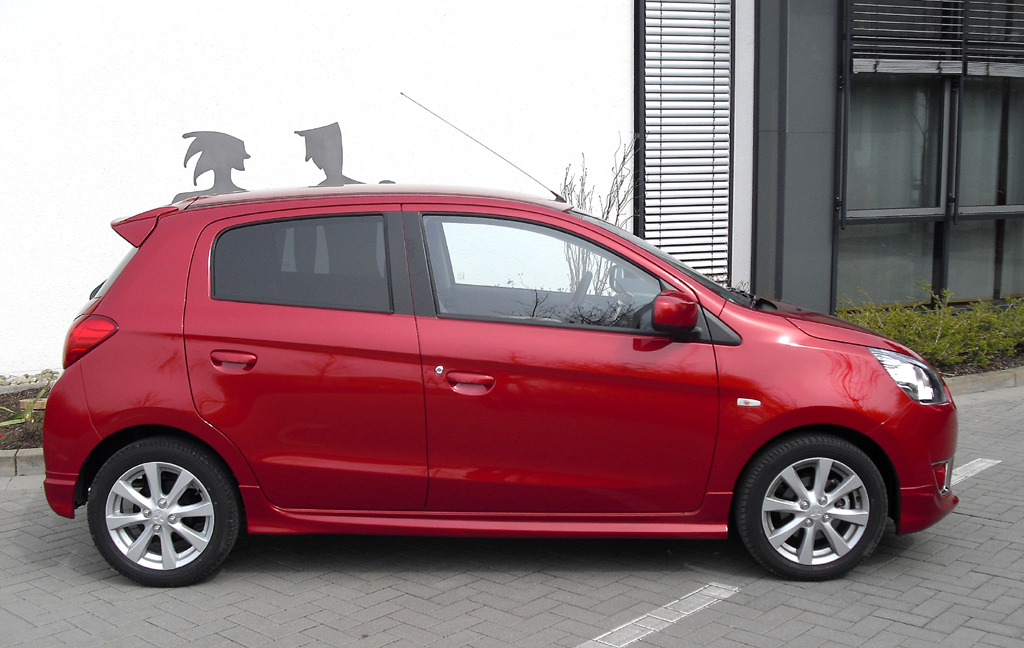 Mitsubishi Space Star: Und so sieht der Fünftürer von der Seite aus.