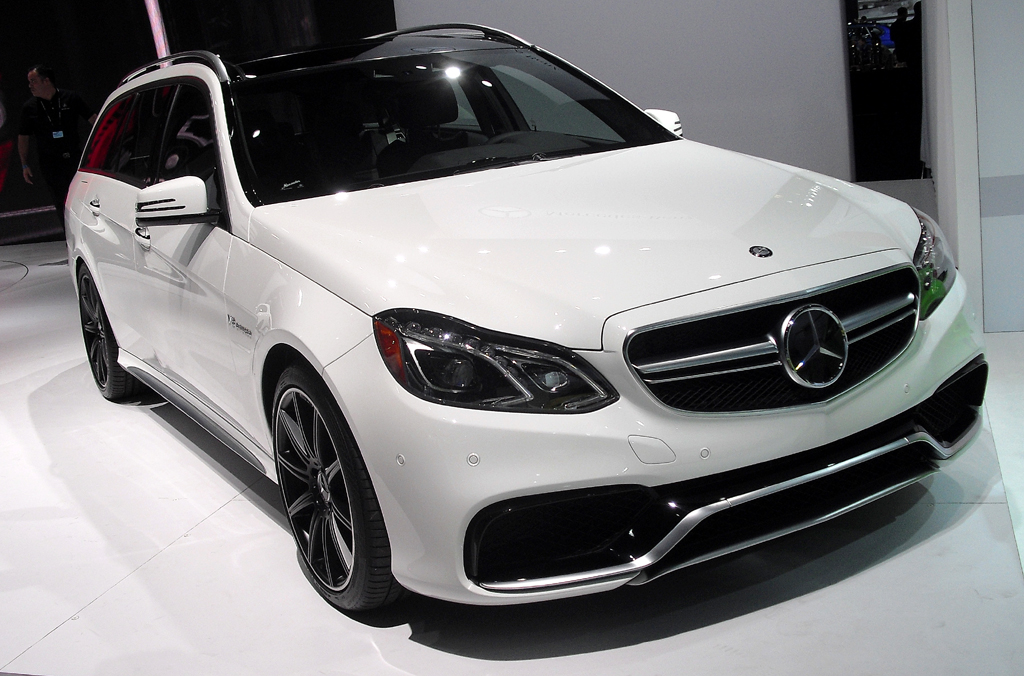 Neu in den USA: Mercedes-Kombi E 63 AMG S 4Matic. 