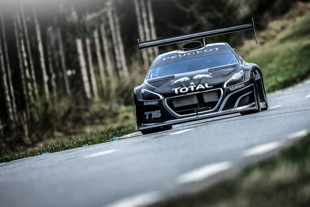 Peugeot 208 T16 Pikes Peak: Mit 875 PS zum Gipfel