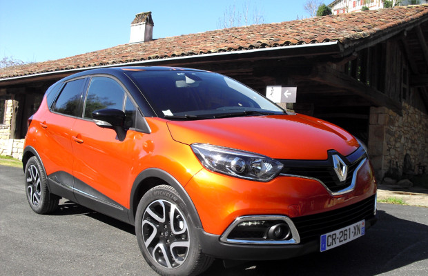 Raus ins Leben: Renault kündigt neuen Captur für Anfang Juni an