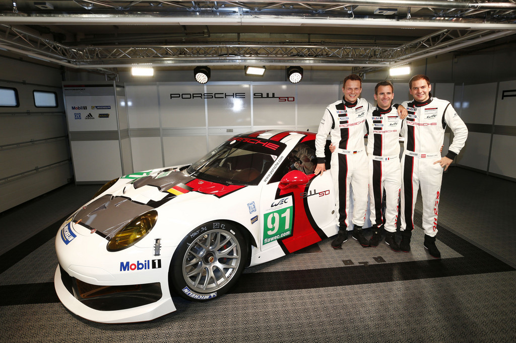 Rennpremiere des neuen Porsche 911 RSR