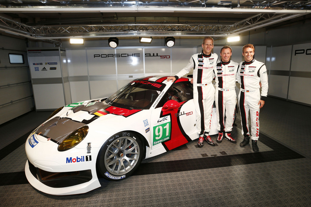 Rennpremiere des neuen Porsche 911 RSR