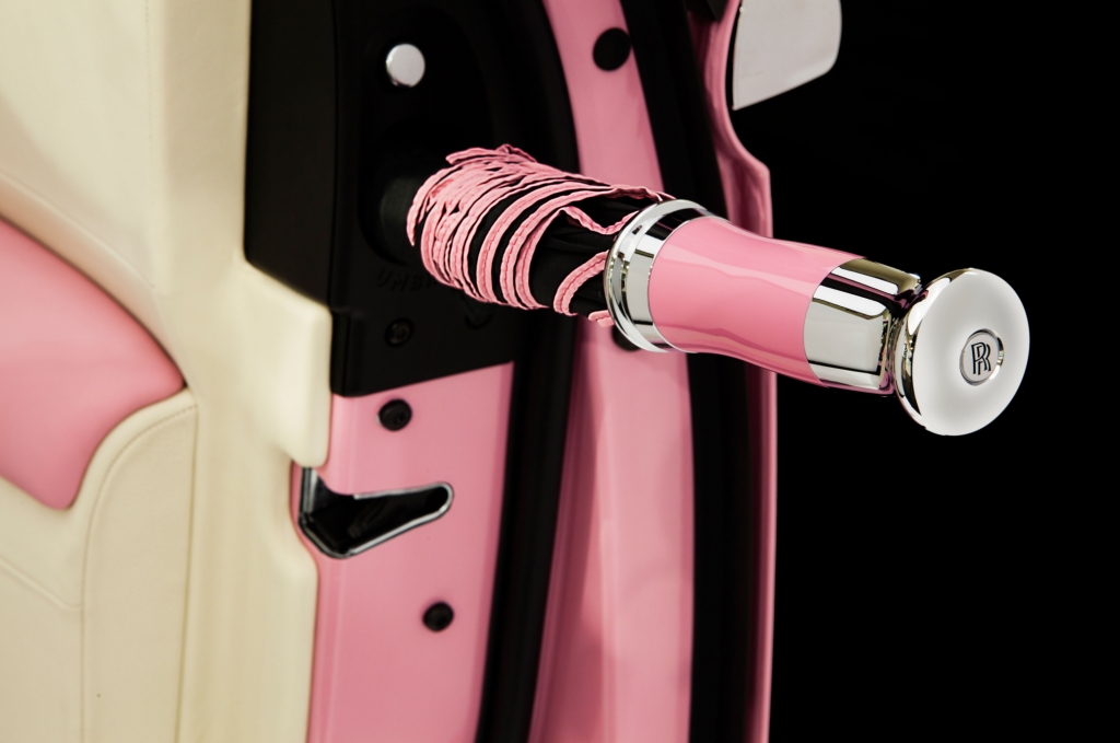 Rolls-Royce baut pinken Charity-Ghost