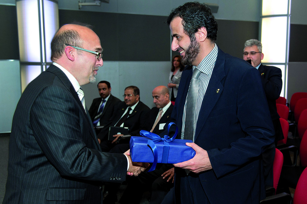 Saudischer Minister besucht VW-Werk