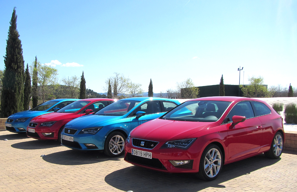 Seat-León-SC-Parade bei der internationalen Fahrvorstellung in Spanien.