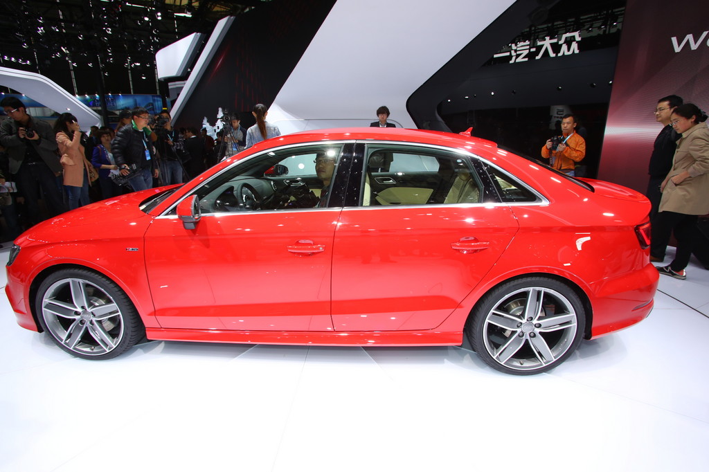 Shanghai 2013: Audi A3 erstmals als Limousine