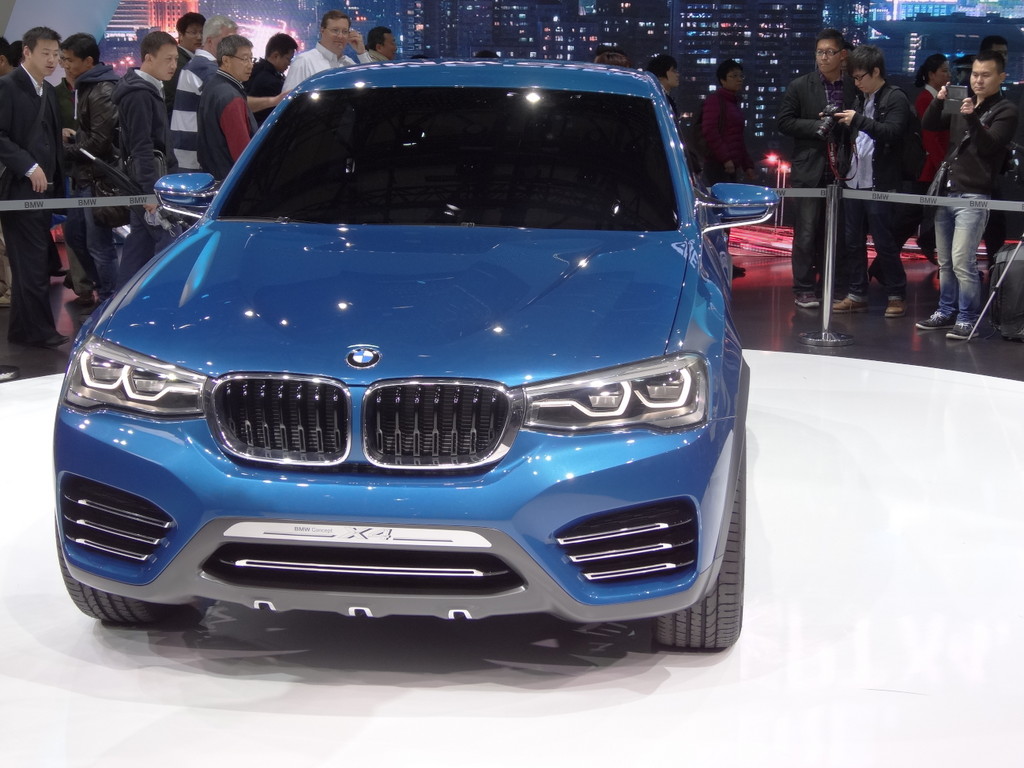 Shanghai 2013: Der X6 bekommt einen kleinen Bruder