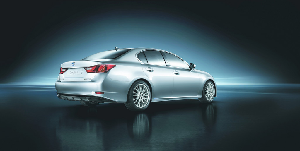 Shanghai 2013: Lexus präsentiert GS 300h