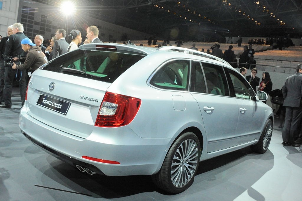 Shanghai 2013: Modellpflege beim Skoda Superb