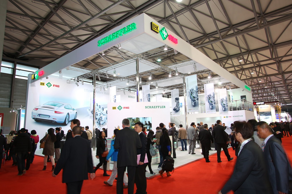 Shanghai 2013: Schaeffler zeigt E-Lösungen