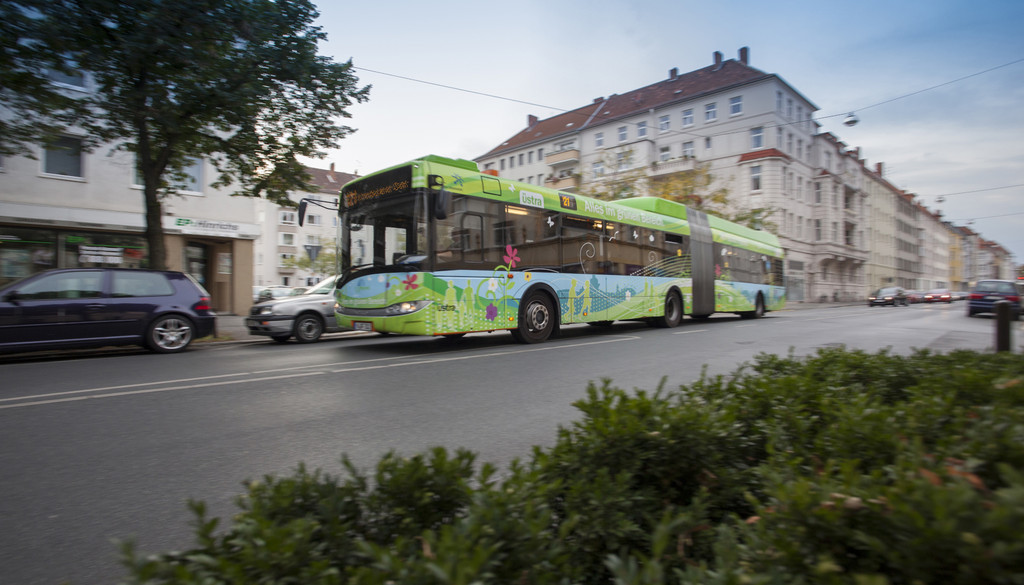 Solaris liefert 42 Hybridbusse nach Hannover