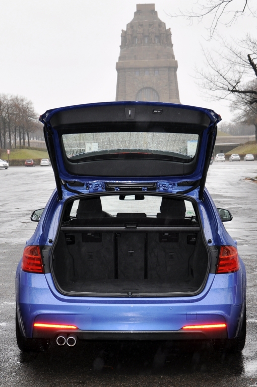 Test BMW 330d Touring - Kombi plus Sportwagen gleich Transportsport