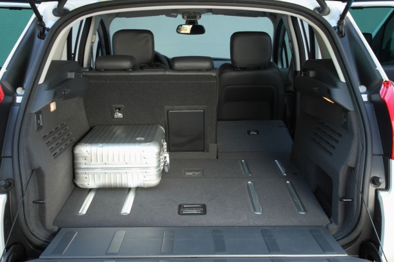 Test Peugeot 3008 HYbrid4: Mega-Crossover mit Supersparpotential