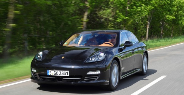 Test Porsche Panamera S Hybrid – Edel sei das Auto, hilfreich und gut.