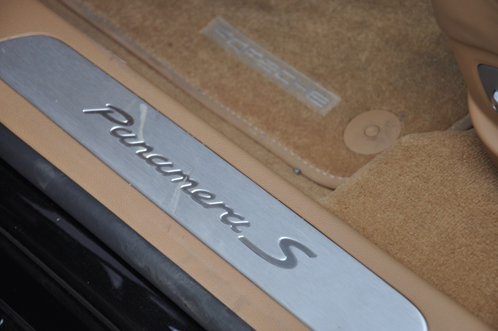Test Porsche Panamera S Hybrid – Edel sei das Auto, hilfreich und gut.