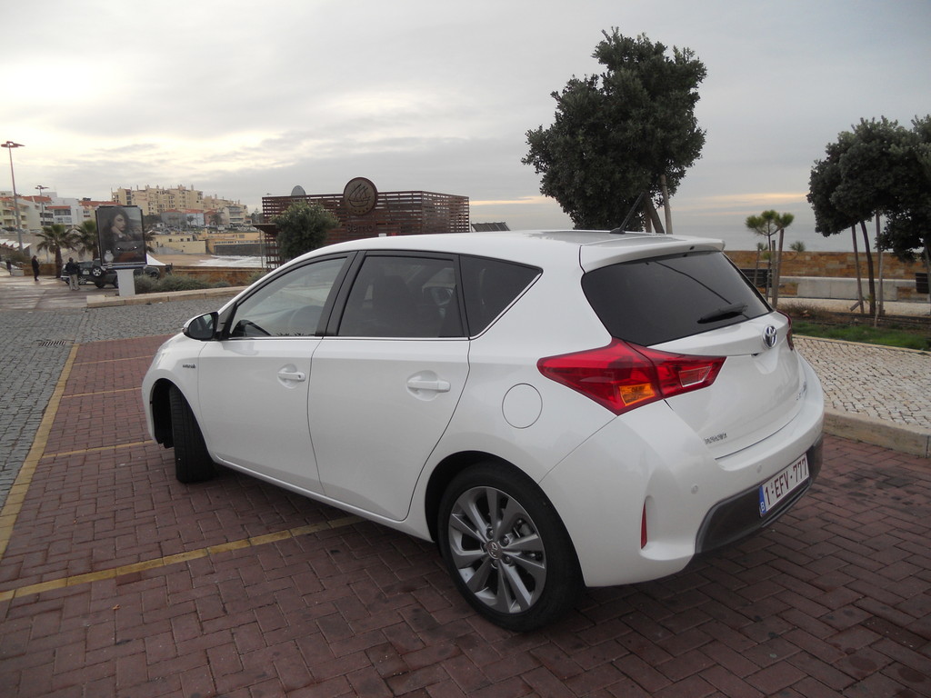 Toyota Auris Hybrid mit 5 Sternen im ADAC Eco-Test