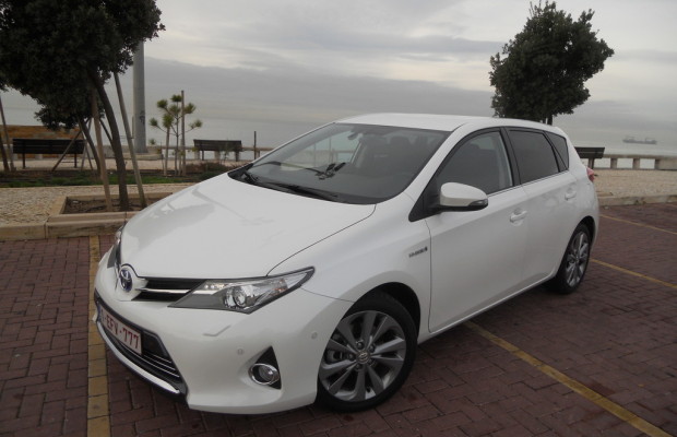 Toyota Auris Hybrid mit 5 Sternen im ADAC Eco-Test