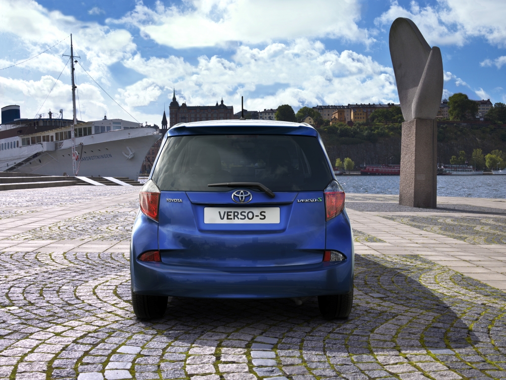 Toyota Verso S: Pro Familia
