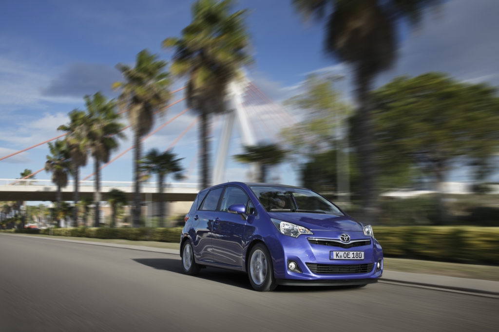Toyota Verso S: Pro Familia